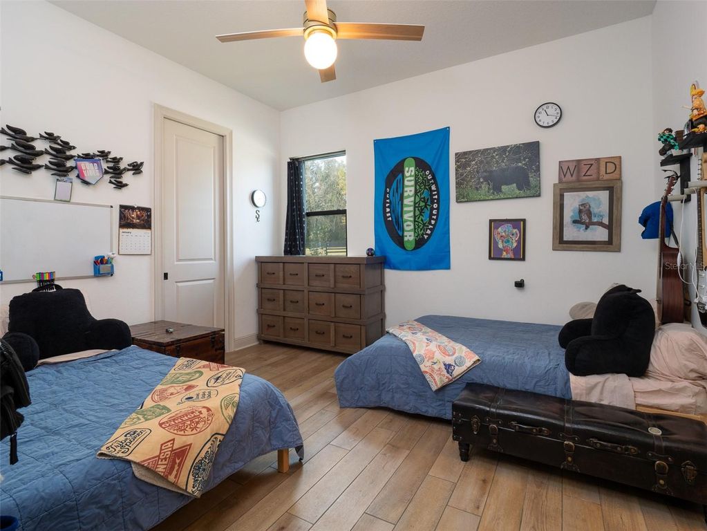 Image 18 of property listing at 11920 SE 22ND AVENUE ROAD, Ocala, FL 34480