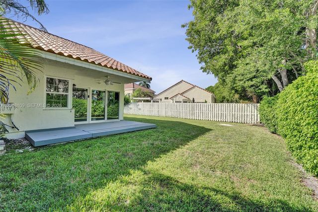 507 Bridgeton Road, Weston, FL 33326