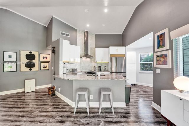 507 Bridgeton Road, Weston, FL 33326