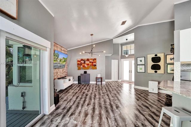 507 Bridgeton Road, Weston, FL 33326
