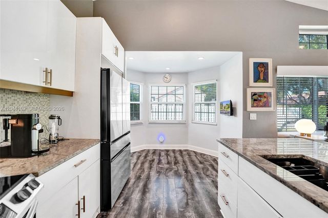 507 Bridgeton Road, Weston, FL 33326