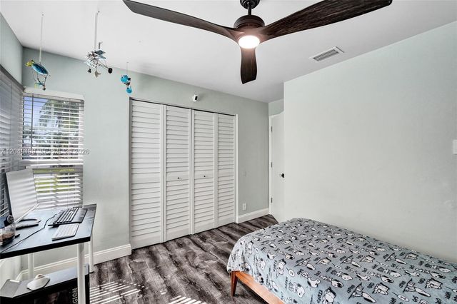 507 Bridgeton Road, Weston, FL 33326