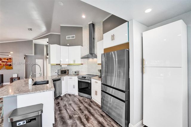 507 Bridgeton Road, Weston, FL 33326