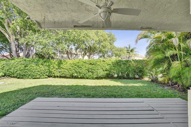507 Bridgeton Road, Weston, FL 33326