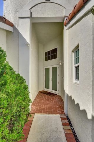 507 Bridgeton Road, Weston, FL 33326