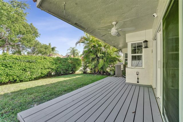 507 Bridgeton Road, Weston, FL 33326