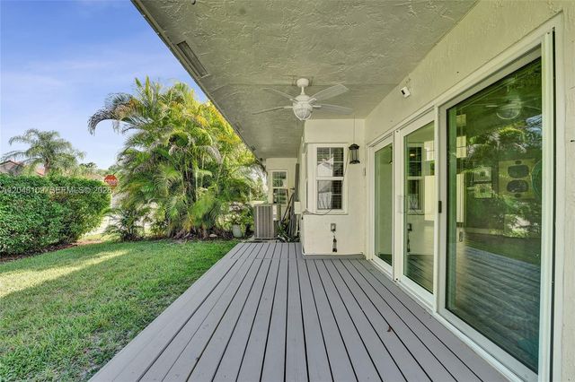 507 Bridgeton Road, Weston, FL 33326