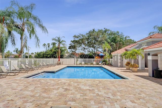 507 Bridgeton Road, Weston, FL 33326
