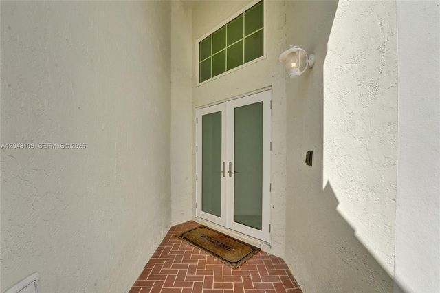 507 Bridgeton Road, Weston, FL 33326