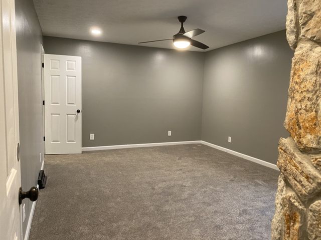 107 Mark Dr, Hopkinsville, KY 42240