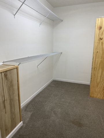 107 Mark Dr, Hopkinsville, KY 42240