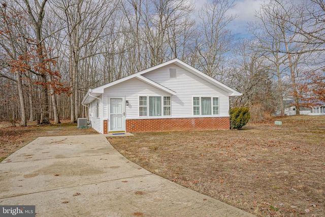 1 OAK AVE, Hammonton, NJ 08037