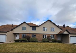 1506 Kennicott Court 1506, Sycamore, IL 60178