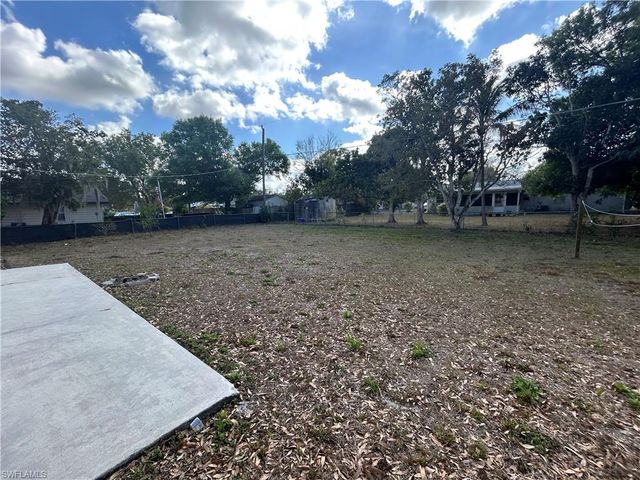 13461 5th ST, Fort Myers, FL 33905