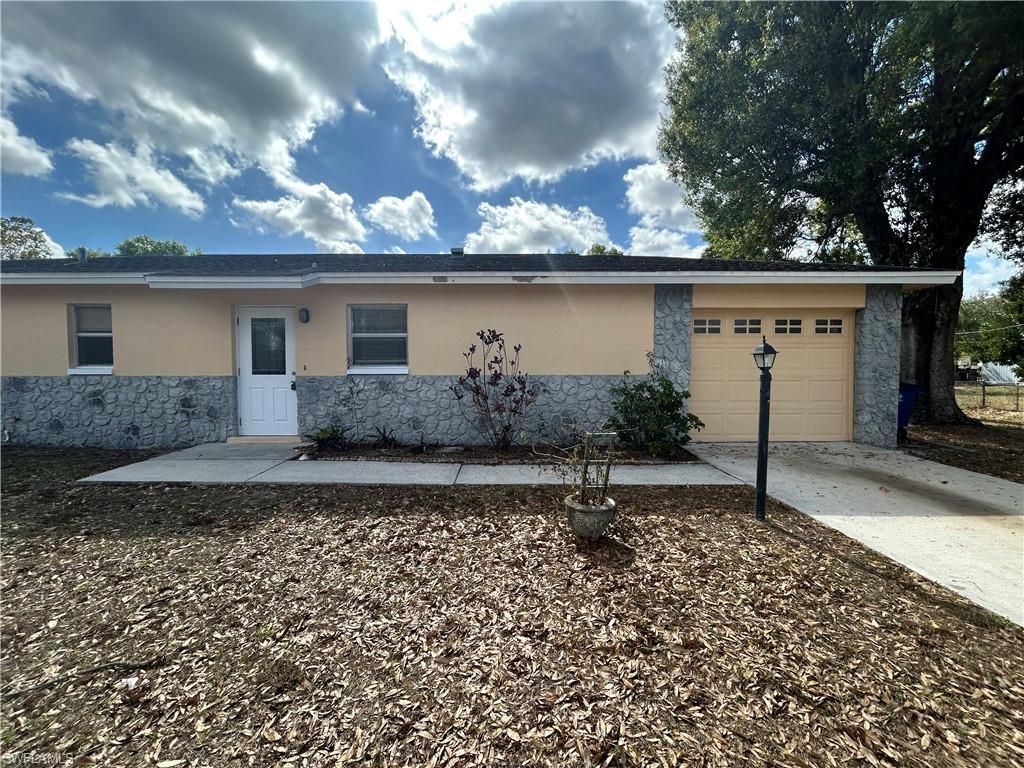 13461 5th ST, Fort Myers, FL 33905