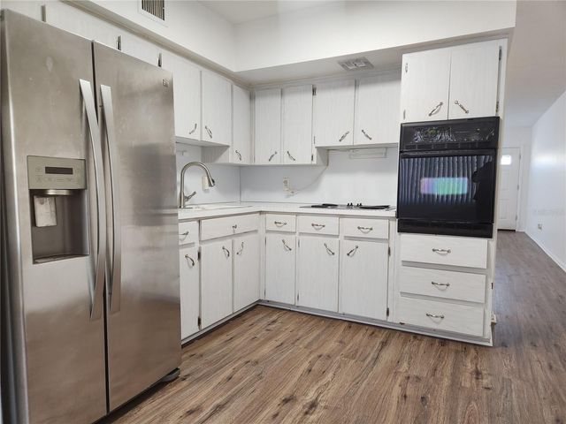 2464 AUSTRALIA WAY E 64, Clearwater, FL 33763