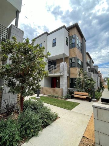 771 S Grable, Orange, CA 92868