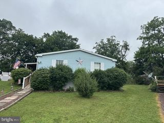 302 OAK ST, Hamburg, PA 19526