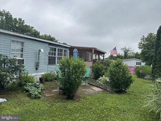 302 OAK ST, Hamburg, PA 19526