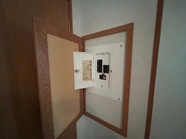 2067 Cornell Drive, Mounds View, MN 55112