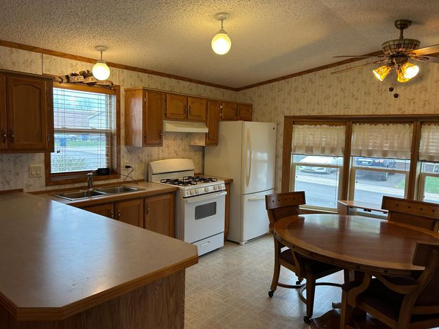 2067 Cornell Drive, Mounds View, MN 55112