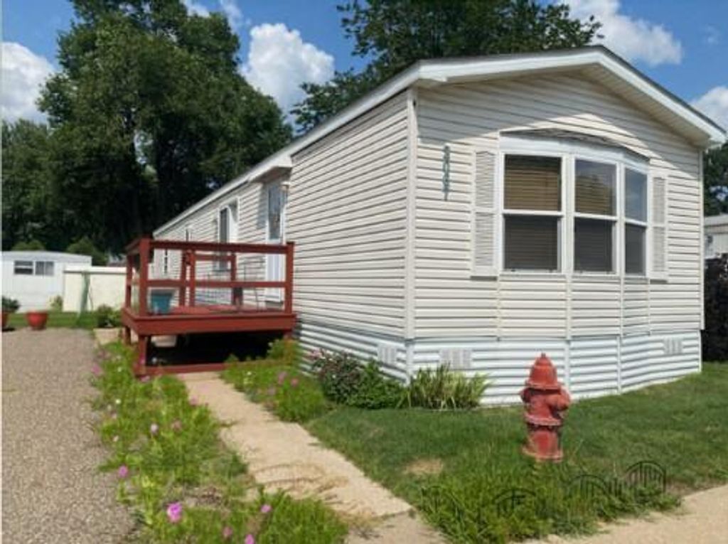 2067 Cornell Drive, Mounds View, MN 55112