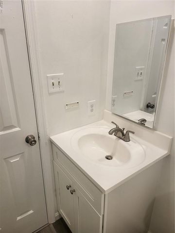 1904 Nickerson BLVD, Hampton, VA 23663