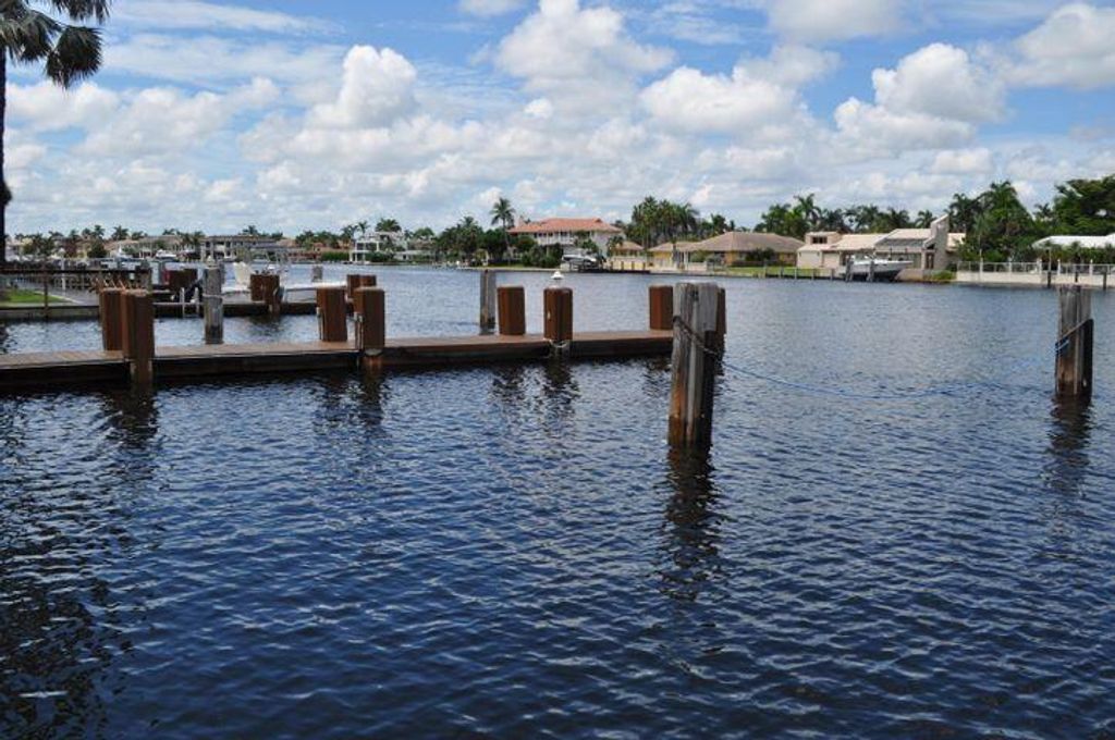 Image 37 of property listing at 3212 S Ocean Boulevard 807-A, Highland Beach, FL 33487