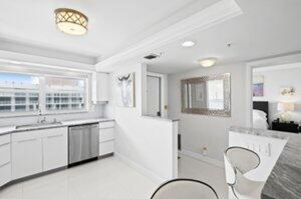 Image 7 of property listing at 3212 S Ocean Boulevard 807-A, Highland Beach, FL 33487