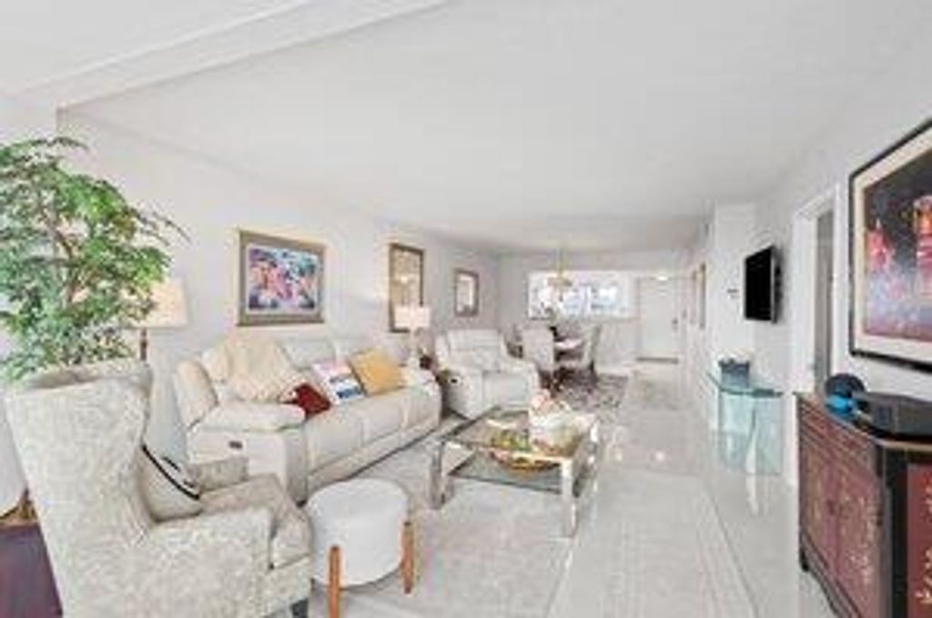 Image 9 of property listing at 3212 S Ocean Boulevard 807-A, Highland Beach, FL 33487