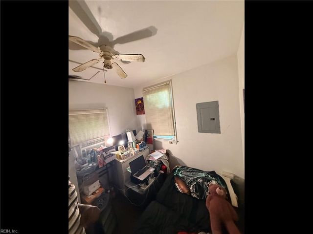 1112 Duke ST, Portsmouth, VA 23704