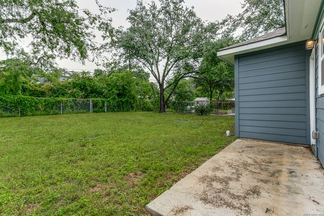 423 CHANNING AVE, San Antonio, TX 78210