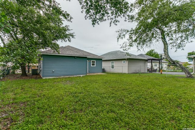 423 CHANNING AVE, San Antonio, TX 78210