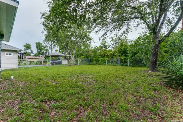 423 CHANNING AVE, San Antonio, TX 78210