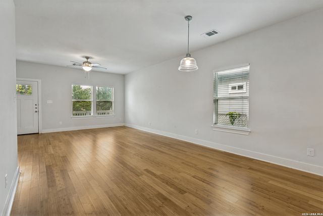 423 CHANNING AVE, San Antonio, TX 78210
