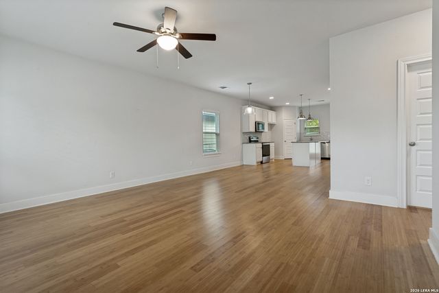 423 CHANNING AVE, San Antonio, TX 78210