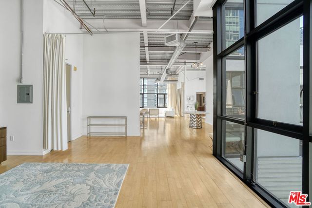 330 W 11th Street 703, Los Angeles, CA 90015