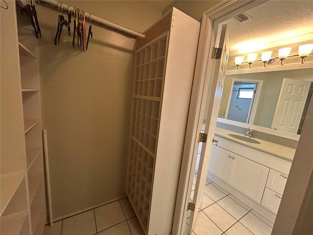 206 HOLLYWOOD COURT N, Kissimmee, FL 34743