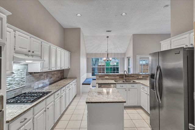 623 Lakewood Drive, Allen, TX 75002