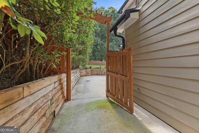 31 Briar Grove, Newnan, GA 30265