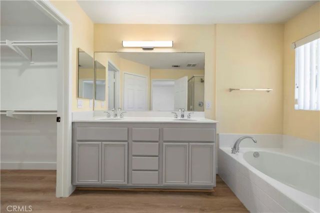 9924 Mission Hills Estate Court, Mission Hills (san Fernando), CA 91345