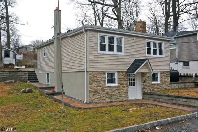 6 Bucknell Trl, Hopatcong Boro, NJ 07843