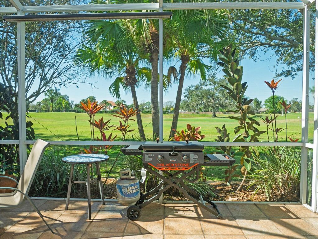 Image 12 of property listing at 4054 CADDIE DRIVE E, Bradenton, FL 34203