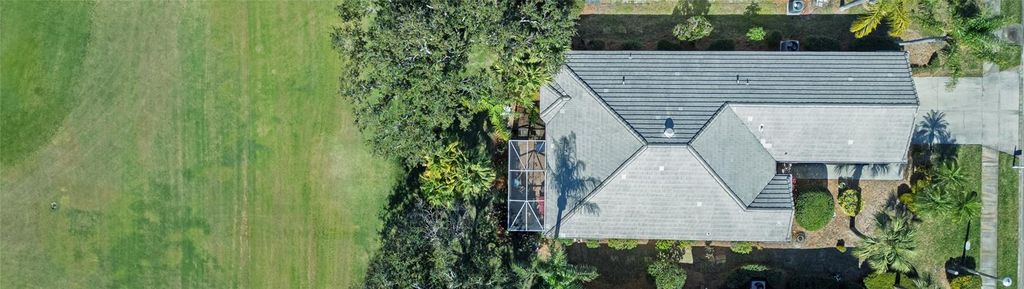 Image 41 of property listing at 4054 CADDIE DRIVE E, Bradenton, FL 34203