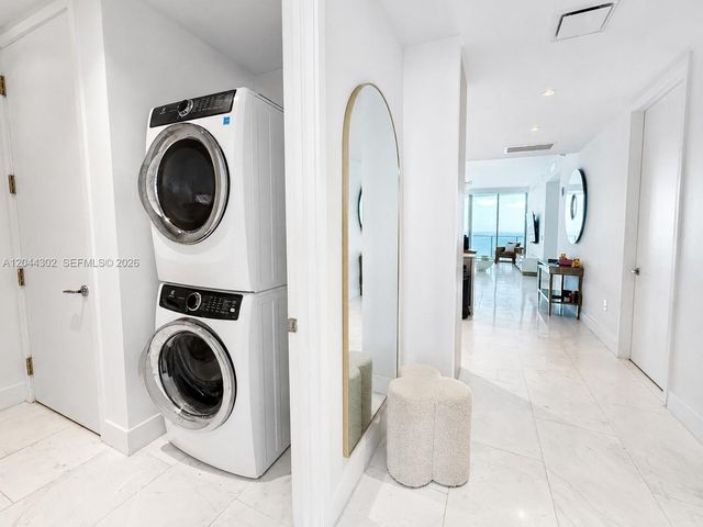 15701 Collins Avenue 1703, Sunny Isles Beach, FL 33160
