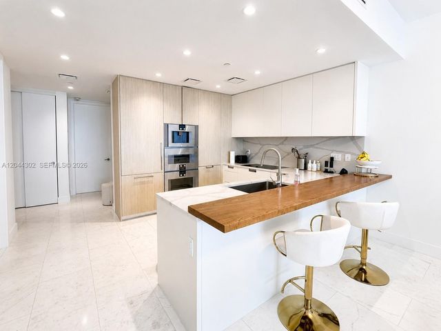 15701 Collins Avenue 1703, Sunny Isles Beach, FL 33160