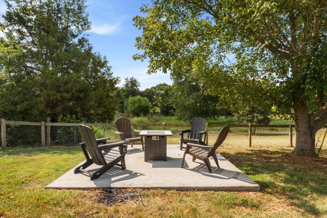 3569 Pinson School Rd, Springfield, TN 37172