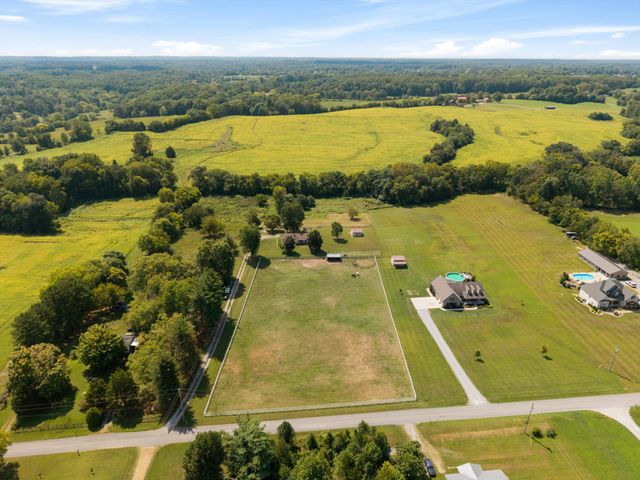 3569 Pinson School Rd, Springfield, TN 37172