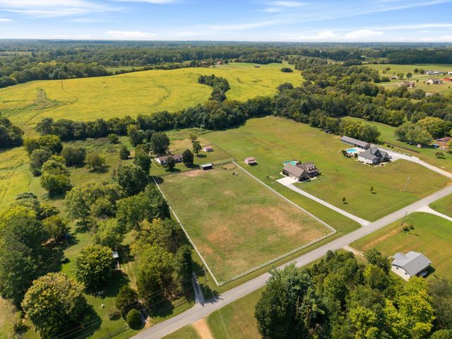 3569 Pinson School Rd, Springfield, TN 37172