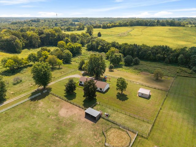3569 Pinson School Rd, Springfield, TN 37172